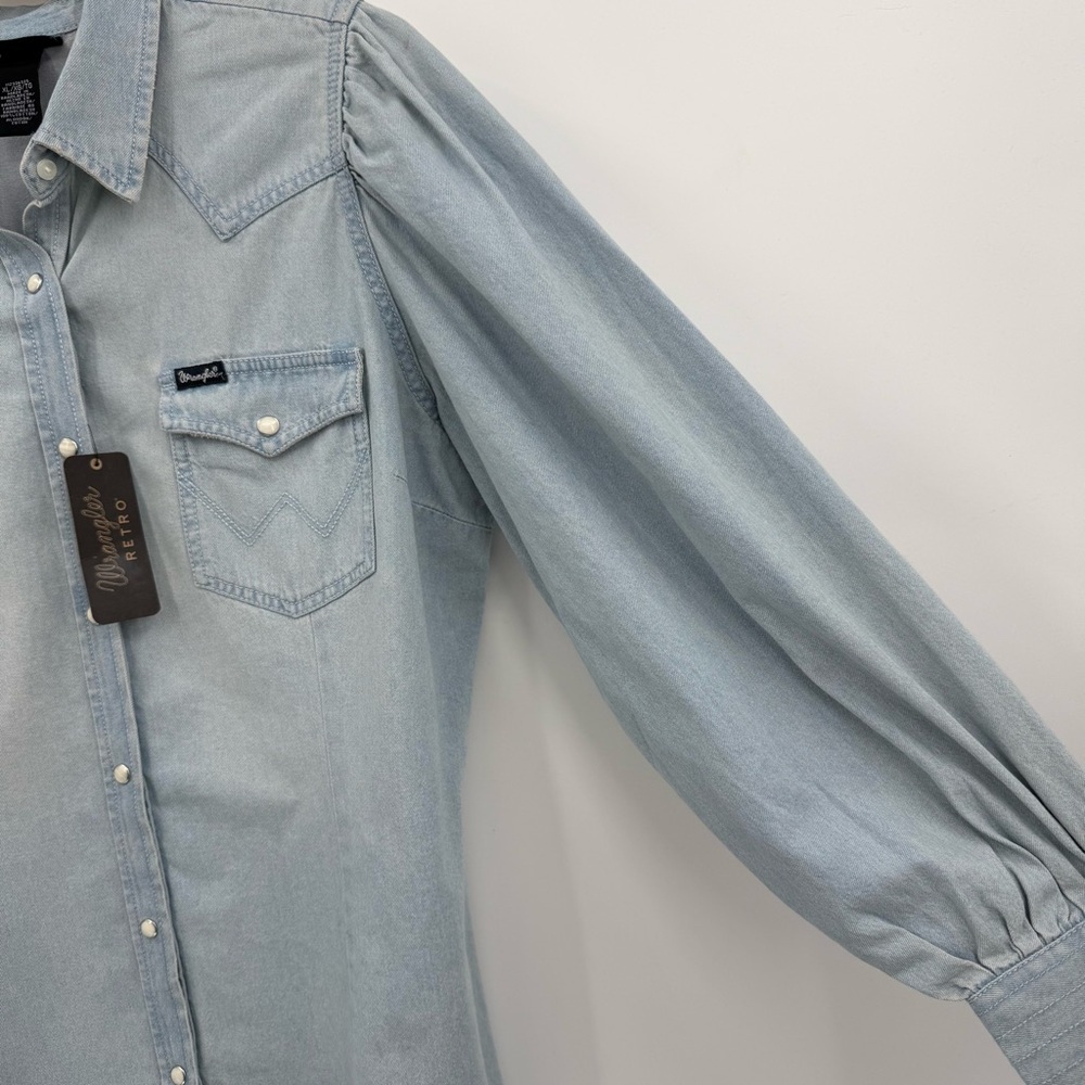 WRANGLER Retro Poet Puff Sleeve Pearl Snap Shirt Denim Rodeo In Light Wash XL - Picture 9 of 15